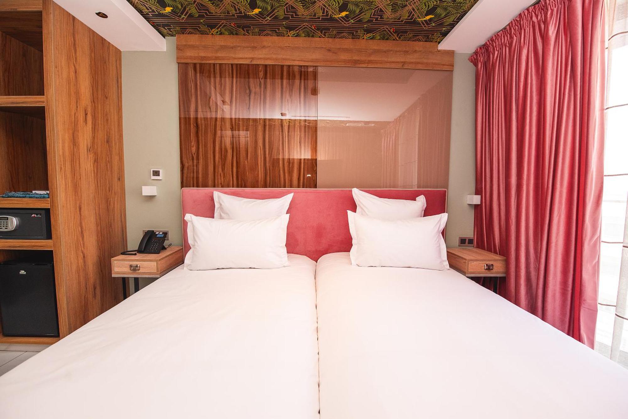 Magnifique Hotel Nador Zewnętrze zdjęcie