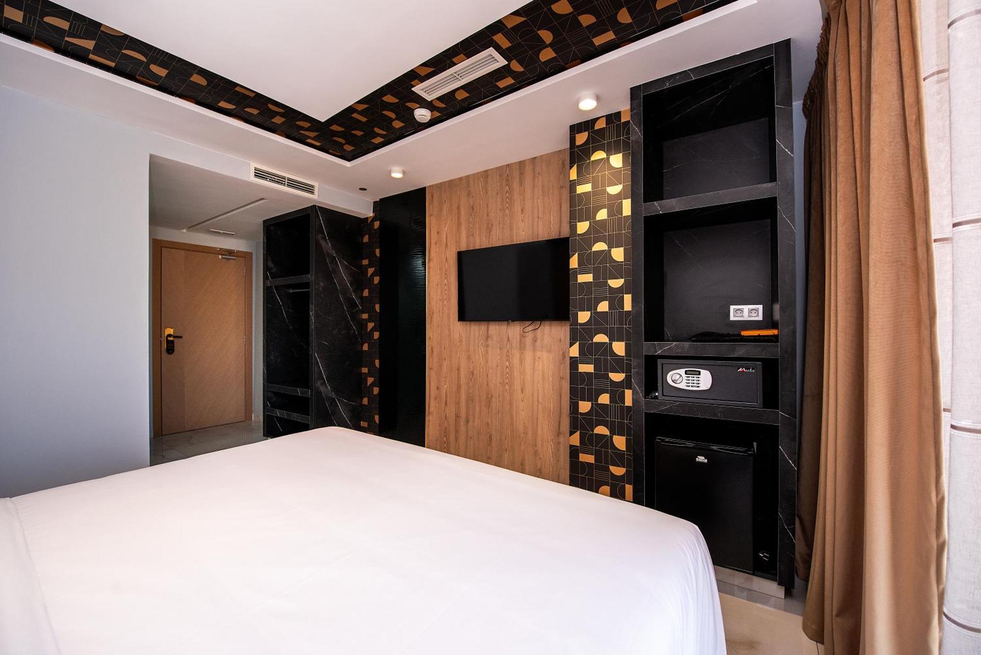 Magnifique Hotel Nador Zewnętrze zdjęcie