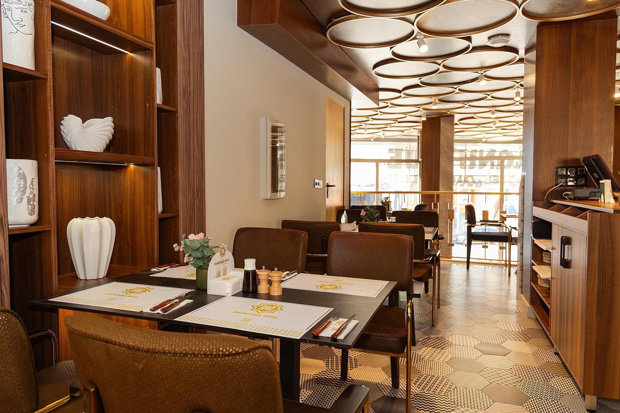 Magnifique Hotel Nador Zewnętrze zdjęcie